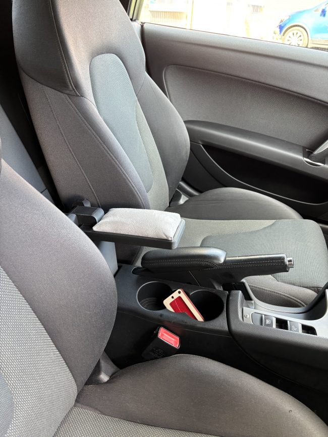 Light grey pad for Audi 8J